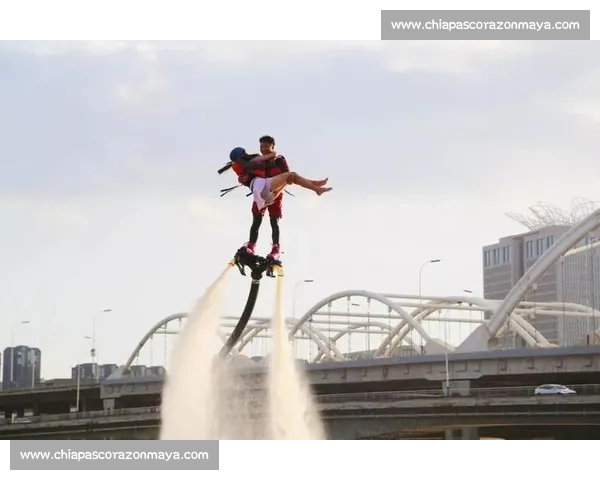 全民欢乐啤酒肚争霸赛现场挑战体型极限趣味十足 全民欢乐啤酒肚争霸赛现场挑战体型极限趣味十足