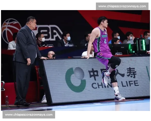 八一男篮精彩逆袭全场回顾团队协作成关键胜负决定瞬间